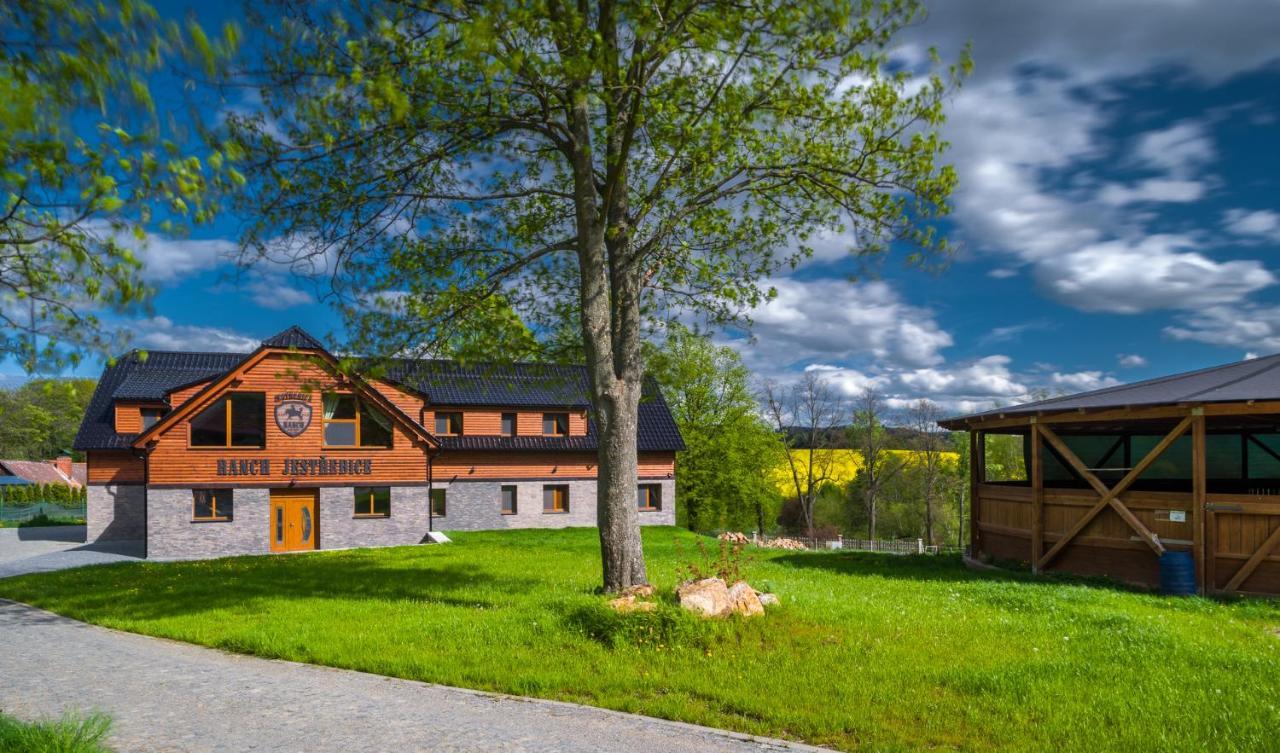 Ranch Jestřebice Penzion